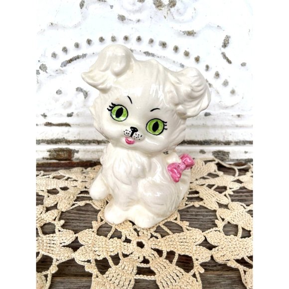 Vintage Kitschy Ceramic Puppy Dog Big Green Eyes - Picture 1 of 7